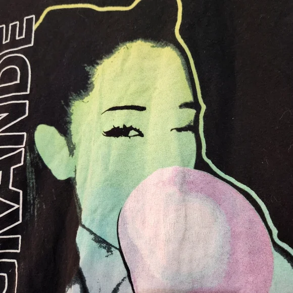Ariana Grande Womens S 2015 Honeymoon Tour T Shirt Black Crewneck Cotton - Picture 3 of 7